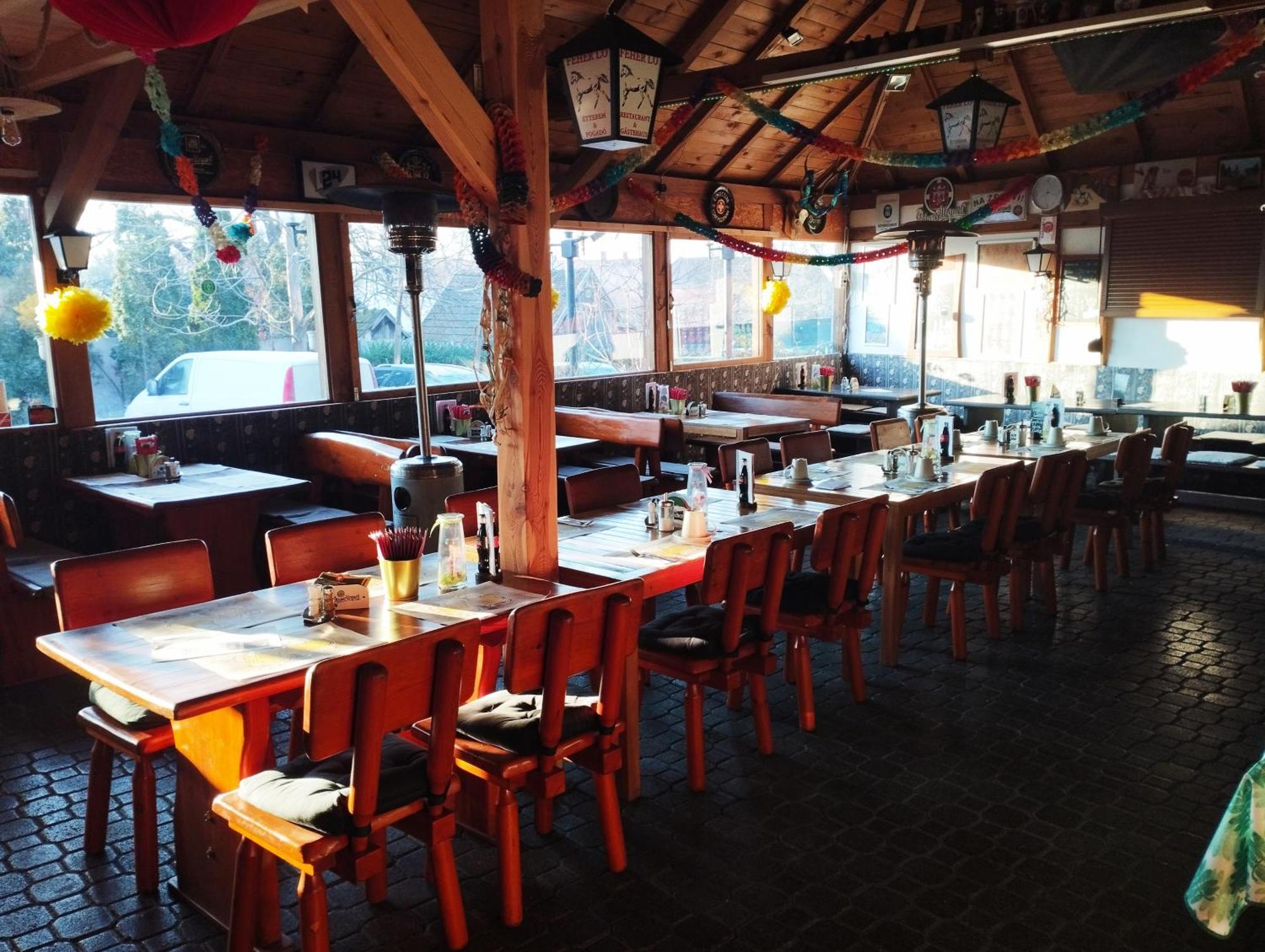 Bük Feherlo Vendeghaz & Restaurant מראה חיצוני תמונה